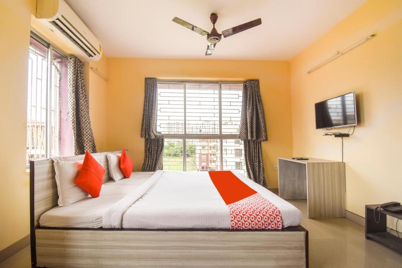 Oyo 8125 Orchid Inn Calcutta Exteriör bild