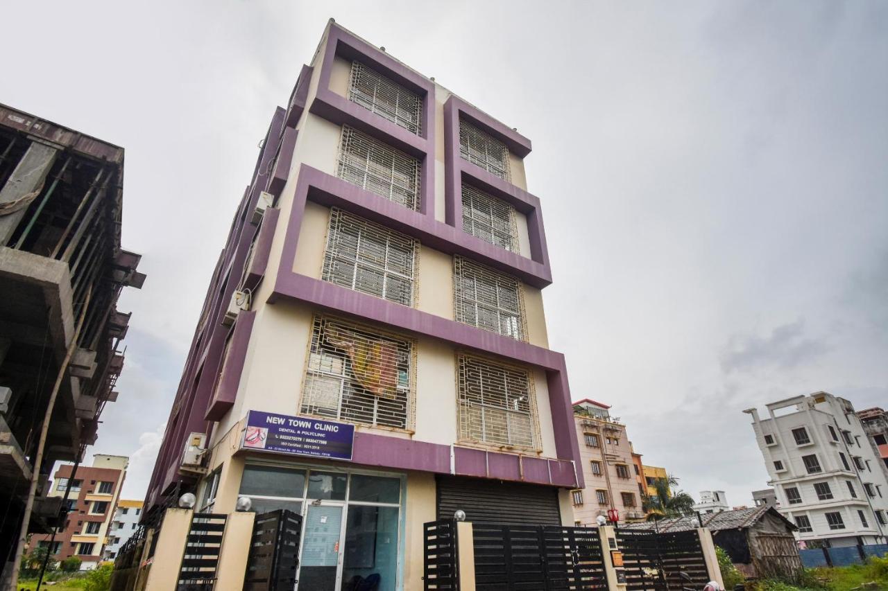 Oyo 8125 Orchid Inn Calcutta Exteriör bild